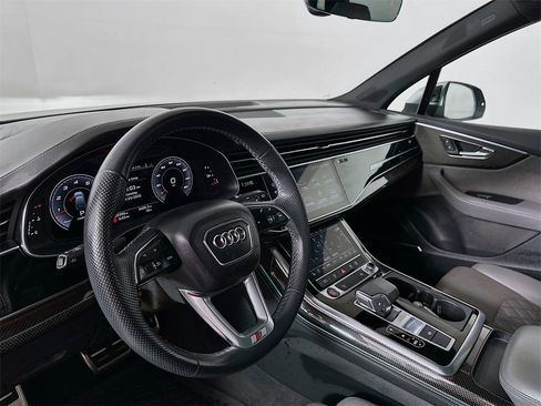 Used 2022 Audi SQ7 Premium Plus w/ SQ7 Executive Package image 10