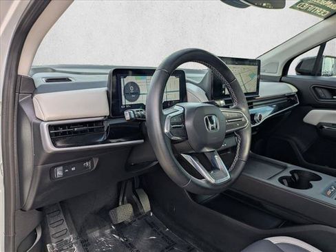 Used 2025 Honda Prologue Touring image 10