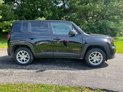 Used 2023 Jeep Renegade Latitude