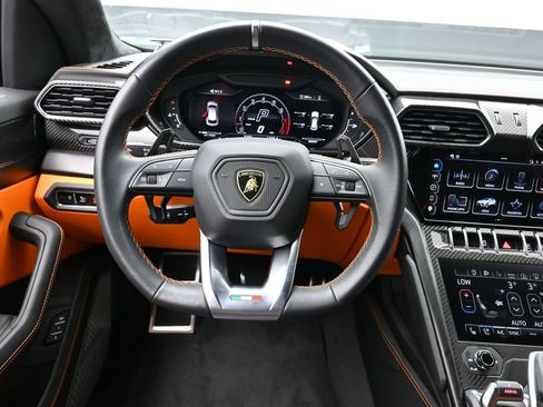 Used 2023 Lamborghini Urus S AWD/4WD image 21