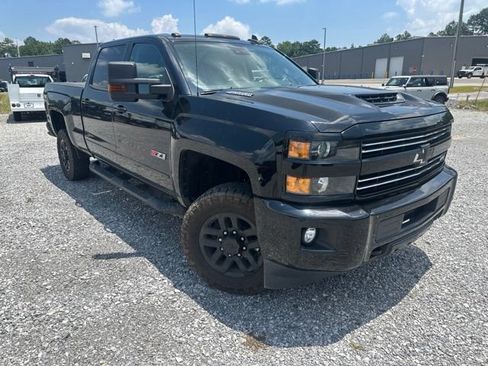 Used 2018 Chevrolet Silverado 2500 LTZ w/ Duramax Plus Package AWD/4WD image 2