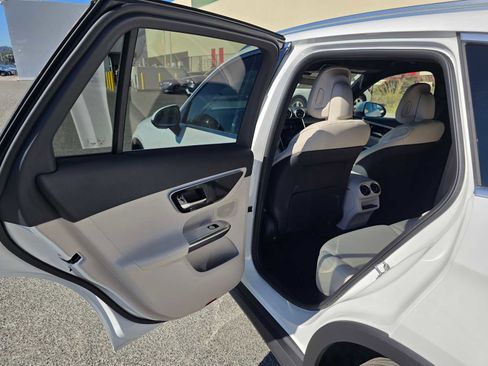 New 2026 Mercedes-Benz GLC 300 GLC 300 image 17