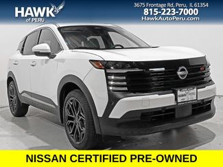 Used 2025 Nissan Kicks SR w/ SR Premium Package AWD/4WD video 1