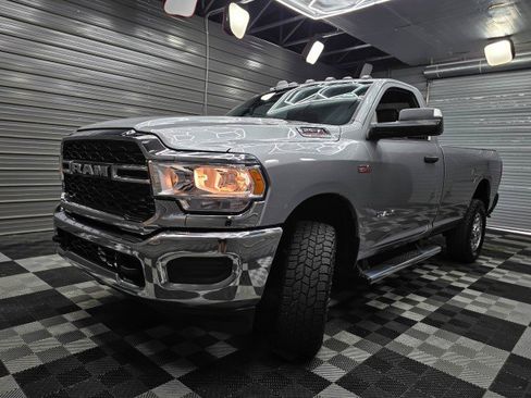 Used 2021 RAM 2500 Tradesman w/ Chrome Appearance Group AWD/4WD image 39