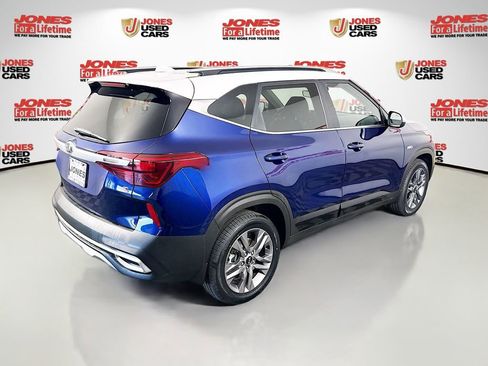 Used 2021 Kia Seltos S AWD/4WD image 16