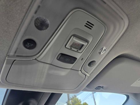 Used 2017 Toyota Prius Four Touring w/ Premium Convenience Package FWD image 32