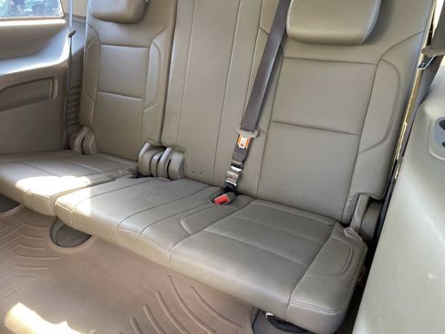 Used 2017 GMC Yukon SLT image 27