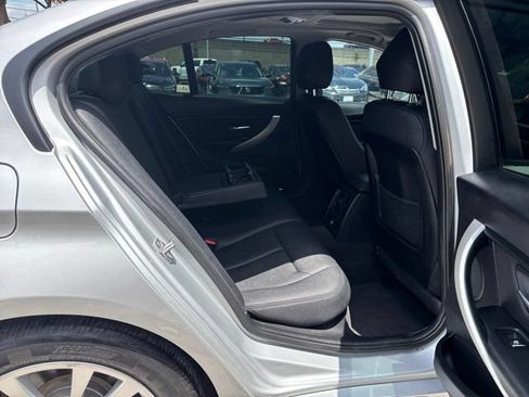 Used 2018 BMW 320i Sedan RWD image 53