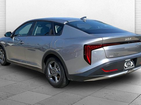 Used 2025 Kia K4 FWD image 4