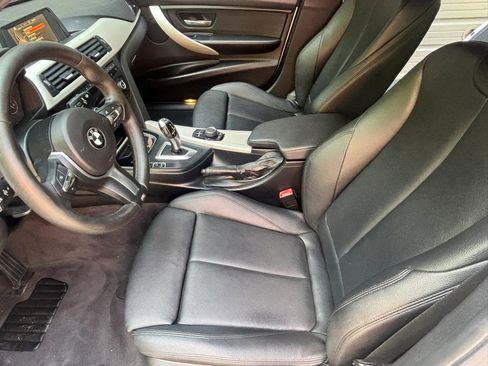 Used 2015 BMW 320i xDrive Sedan AWD/4WD image 18