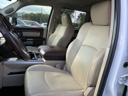 Used 2014 RAM 1500 Laramie w/ Convenience Group image 12