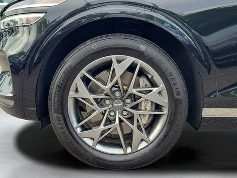Used 2023 Genesis GV70 2.5T w/ Select Package AWD/4WD image 43
