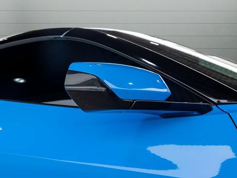 Used 2021 Chevrolet Corvette Stingray Coupe w/ Z51 Performance Package RWD image 12