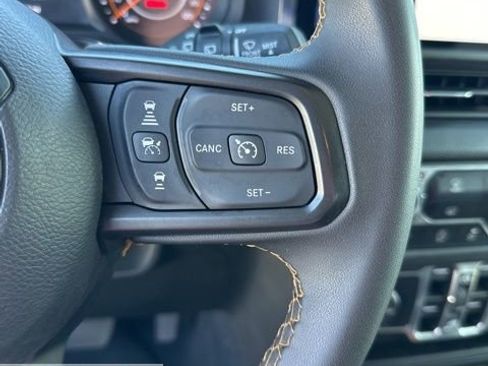 Used 2024 Jeep Wrangler Sport S image 42