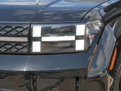 Used 2025 Hyundai Santa Fe Calligraphy AWD/4WD image 16