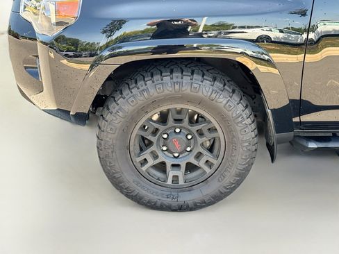 Used 2023 Toyota 4Runner SR5 RWD image 27