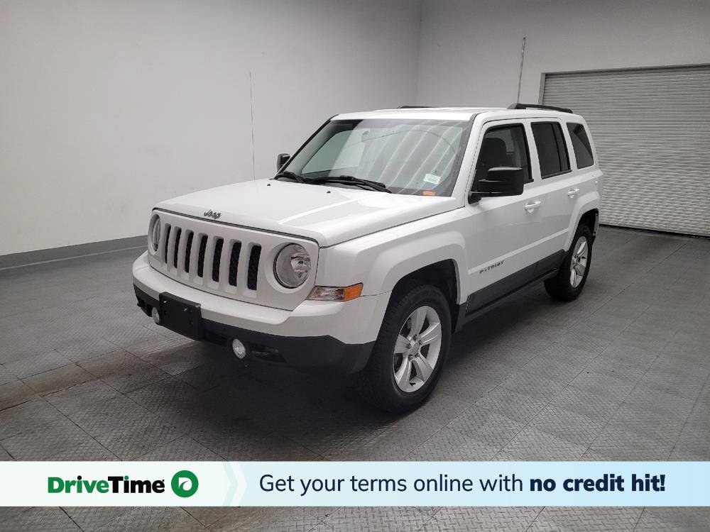 Used 2015 Jeep Patriot Latitude w/ All Weather Capability Group AWD/4WD image 1
