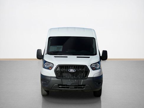 New 2026 Ford Transit 250 T-250 148  MED RF 9150 GV image 2