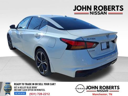 Used 2023 Nissan Altima 2.5 SR image 14