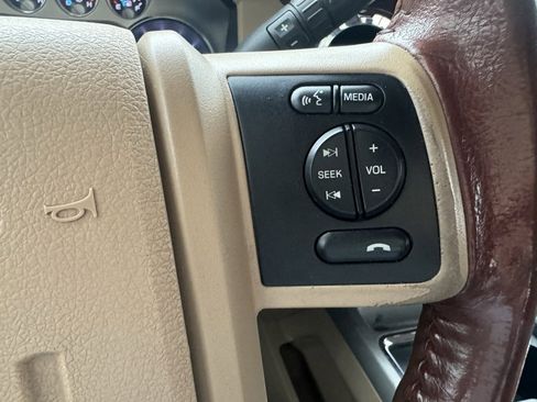 Used 2013 Ford F250 King Ranch w/ King Ranch w/Chrome Pkg image 24