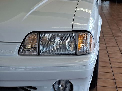 Used 1989 Ford Mustang LX image 10