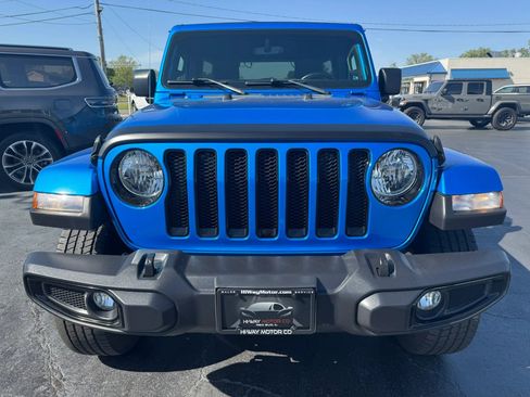 Used 2022 Jeep Wrangler Unlimited Sahara image 15