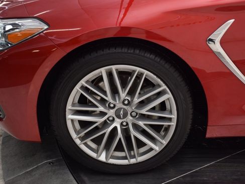 Used 2021 Genesis G70 2.0T image 12