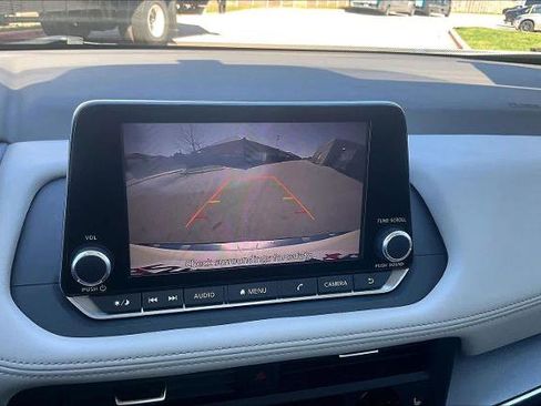 Certified 2023 Nissan Rogue SV w/ SV Premium B Package image 27