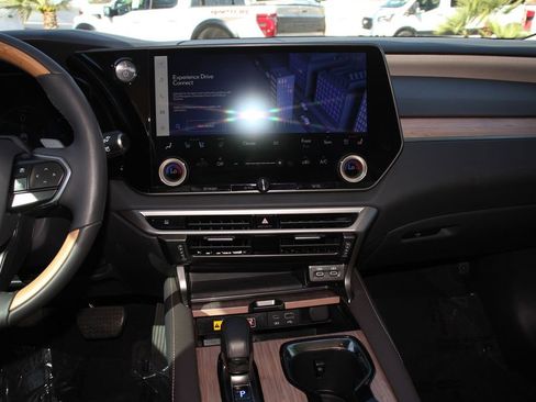Used 2024 Lexus RX 350 w/ Convenience Package AWD/4WD image 18