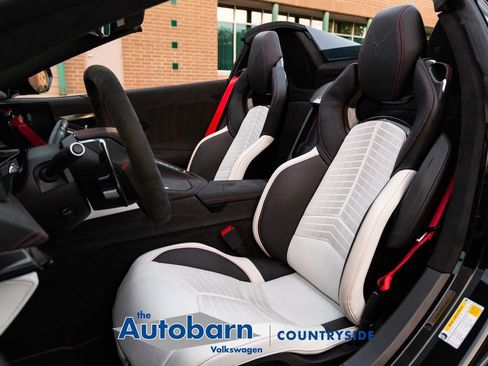 Used 2023 Chevrolet Corvette Stingray Premium Conv RWD image 20