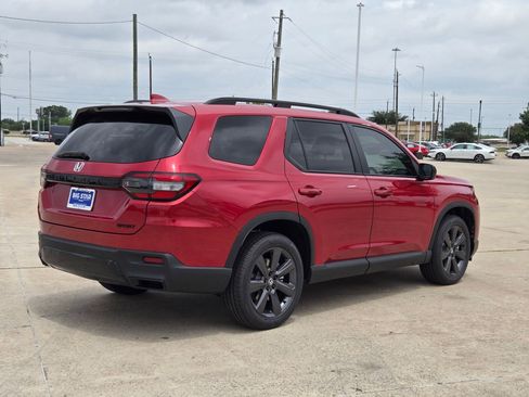 New 2026 Honda Pilot Sport image 5