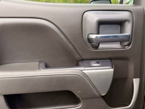 Used 2018 Chevrolet Silverado 1500 LT AWD/4WD image 29