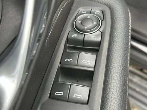 Used 2024 GMC Yukon Denali w/ Denali Reserve Package AWD/4WD image 59