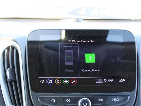 Used 2024 Chevrolet Malibu LT image 28