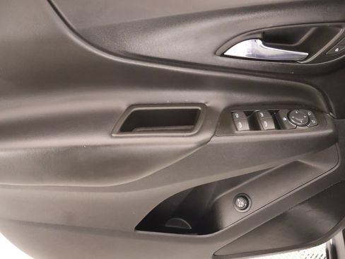 Used 2022 Chevrolet Equinox LT FWD image 15
