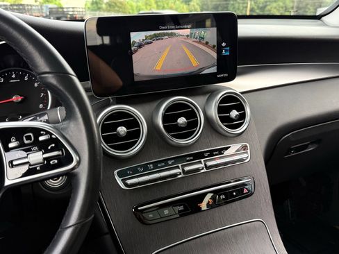 Used 2020 Mercedes-Benz GLC 300 4MATIC w/ Driver Assistance Package image 38