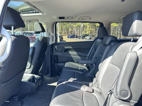 Certified 2021 Honda CR-V EX-L image 9