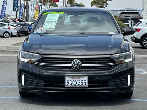 Used 2023 Volkswagen Jetta Sport FWD image 9