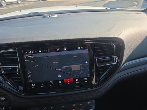 Used 2023 Dodge Durango R/T image 32