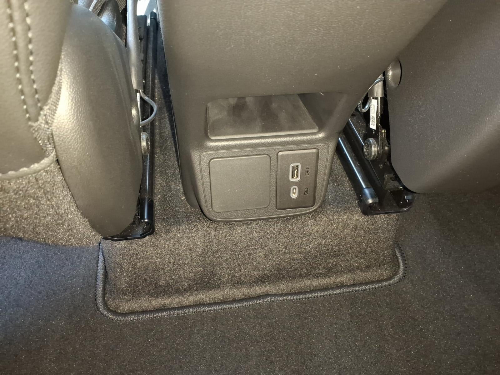 Certified 2023 Buick Encore GX Select w/ Sport Touring Package FWD image 14