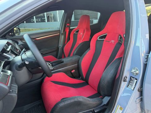 Used 2019 Honda Civic Type R image 14