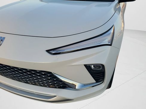 Used 2024 Buick Envista Avenir image 9