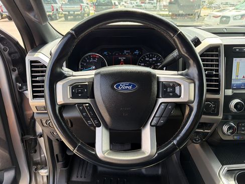 Certified 2021 Ford F250 Platinum w/ FX4 Off-Road Package AWD/4WD image 11