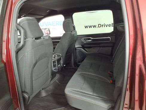 Used 2023 RAM 1500 Big Horn AWD/4WD image 9