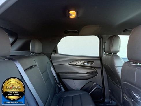 Used 2024 Chevrolet TrailBlazer RS image 16