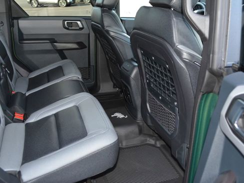 Used 2024 Ford Bronco Black Diamond image 9