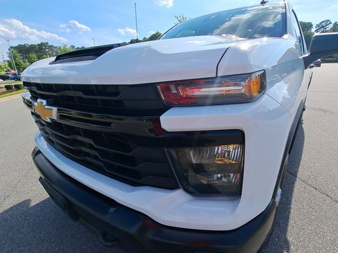 Used 2025 Chevrolet Silverado 2500 W/T w/ WT Convenience Package AWD/4WD image 25