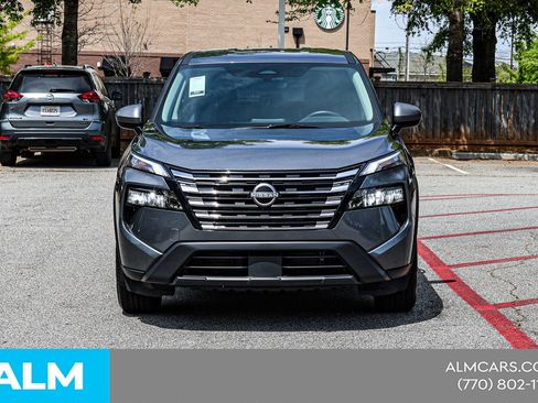 Used 2025 Nissan Rogue SV image 12