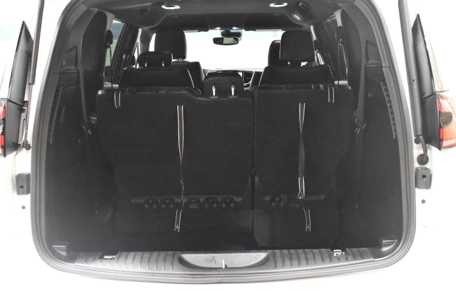 Used 2025 Chrysler Pacifica Select FWD image 24