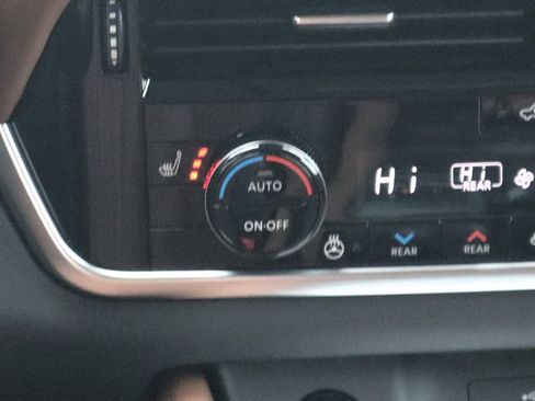 New 2026 Nissan Rogue Platinum w/ Platinum Premium Package image 18